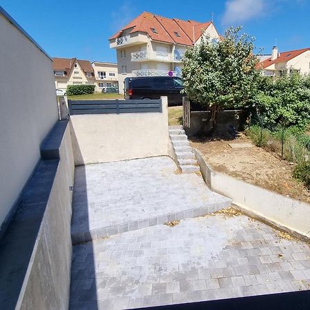 Jolie petite maison située à 150m de la plage Cucq Exterior foto